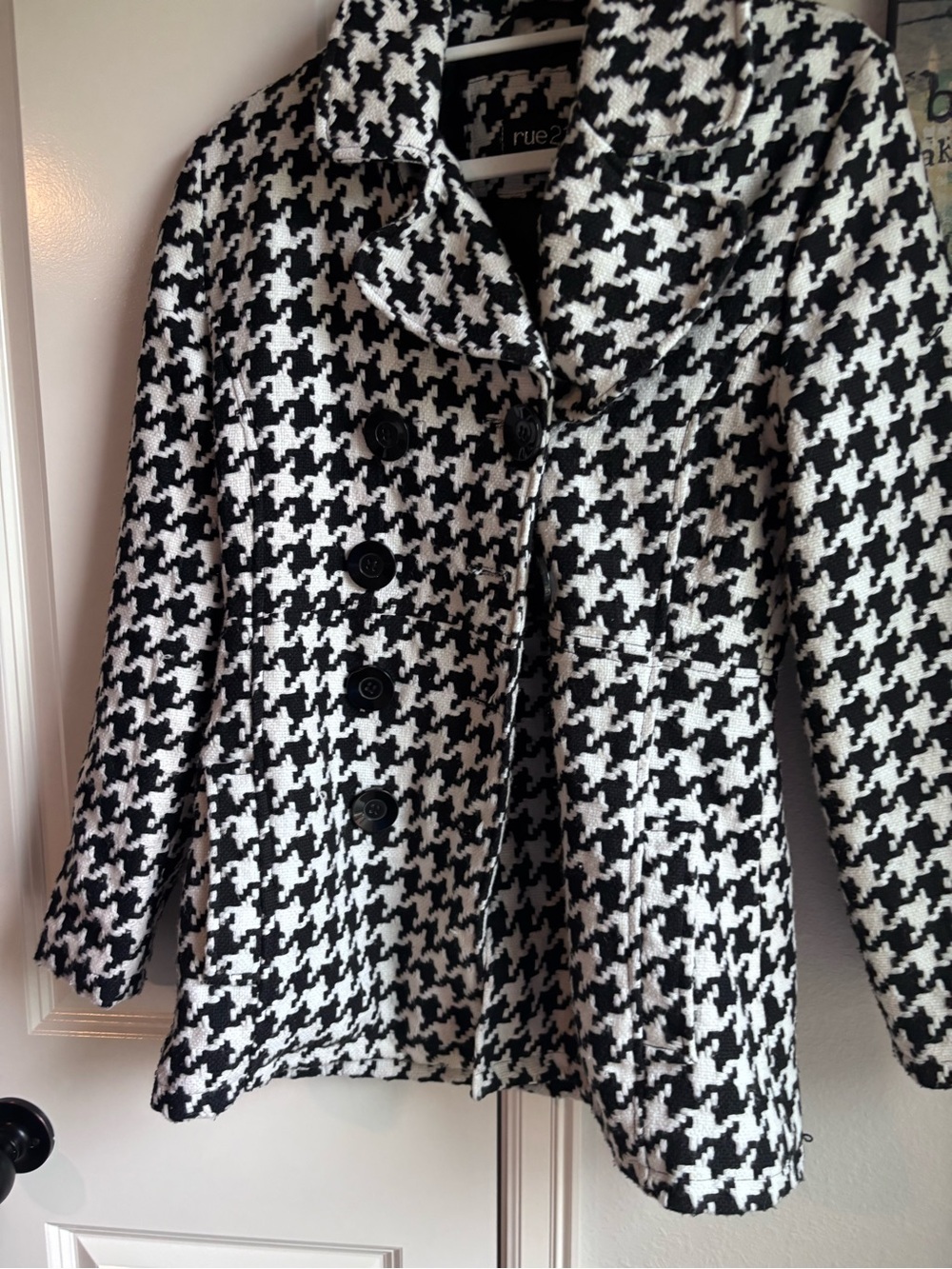 Rue21 Black and White Houndstooth Peacoat